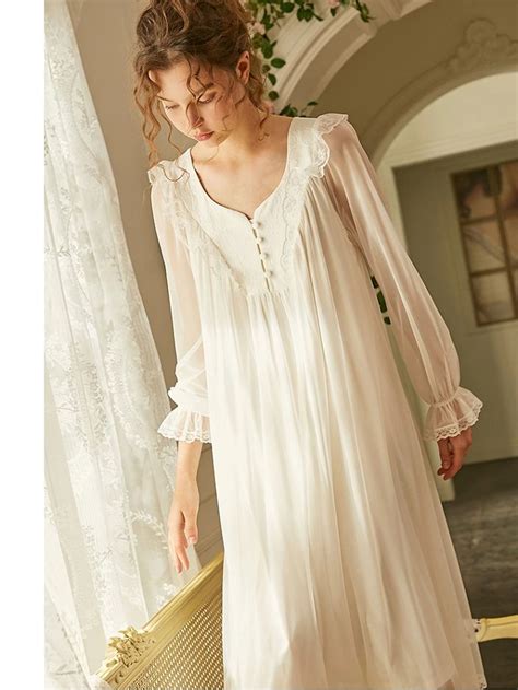 vintage style nightdress